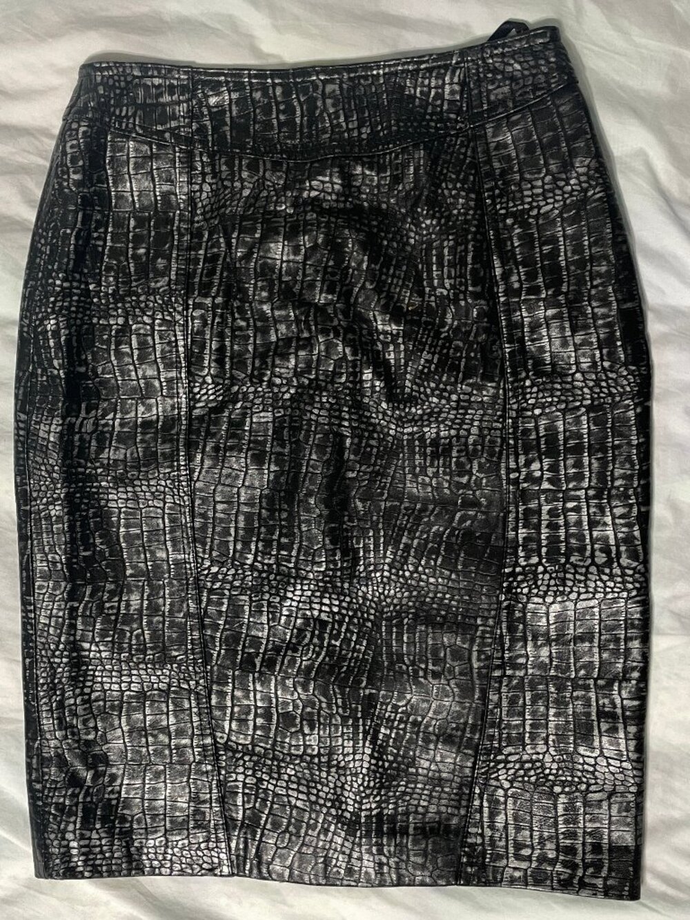 Vtg Womens Sz 10 Leather City Midi Skirt Made in Korea Snake Print Leather Lined